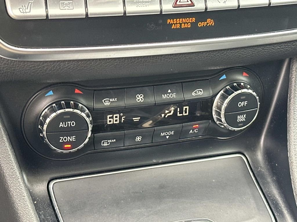 Used 2018 Mountain Gray Metallic Mercedes-Benz GLA 250 image 26
