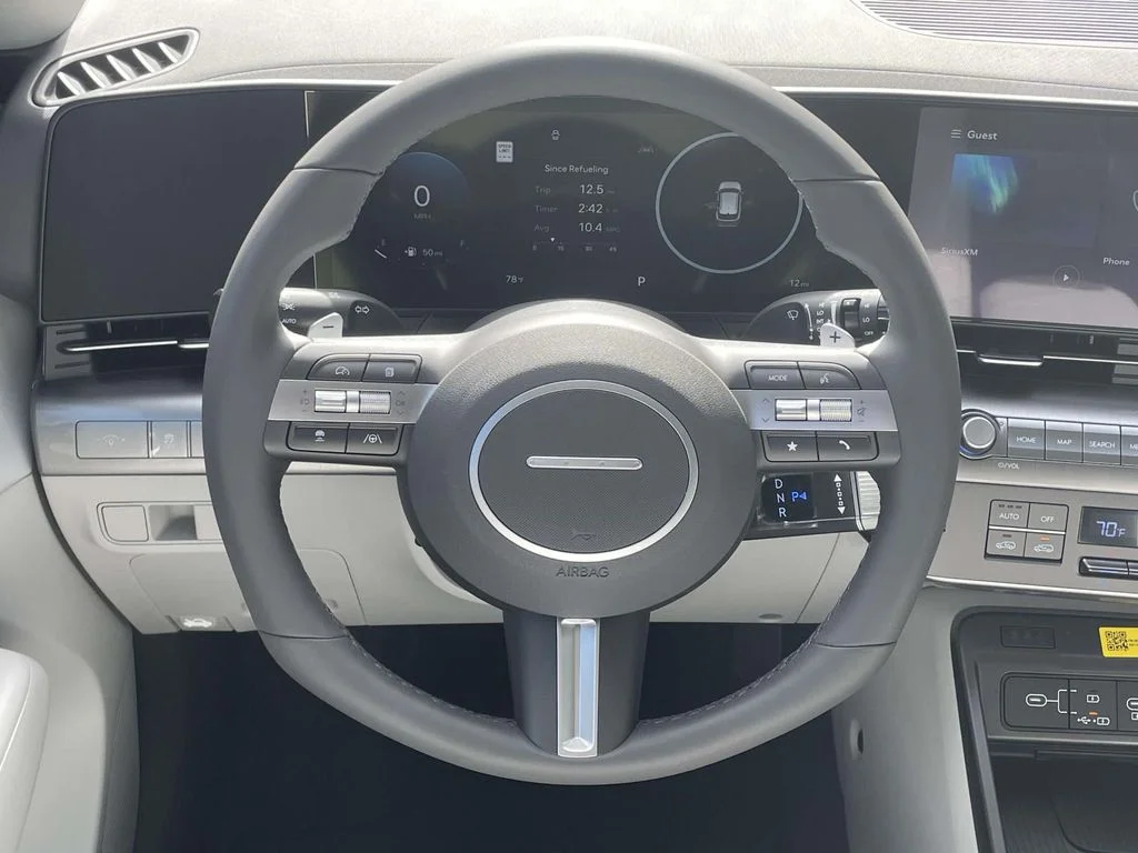 New 2026 White Hyundai SEL Premium image 12
