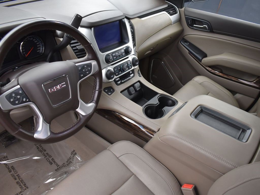 2019 GMC YUKON XL - Image 12
