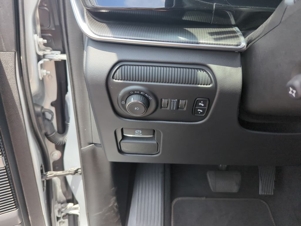 Used 2024 Silver Jeep Series II image 20