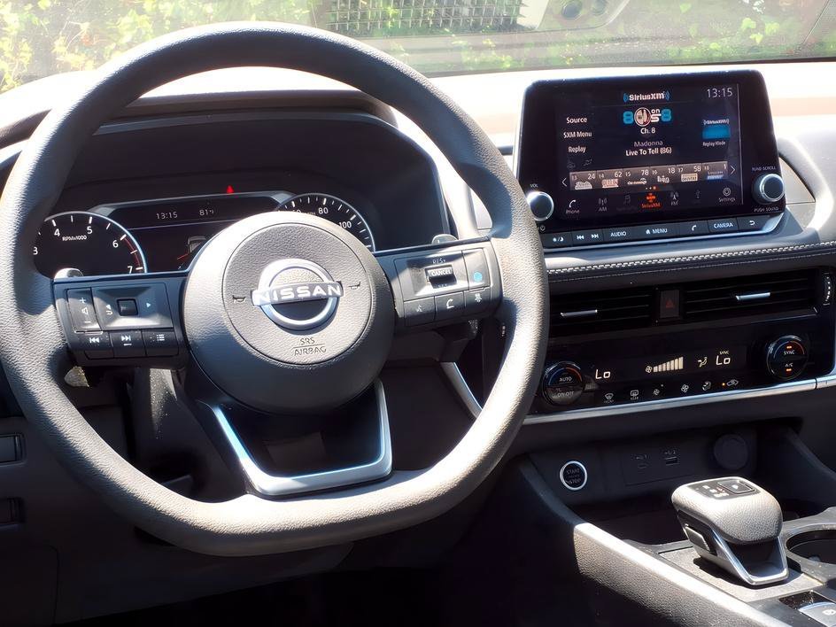 Used 2023 Super Black Nissan SV image 10