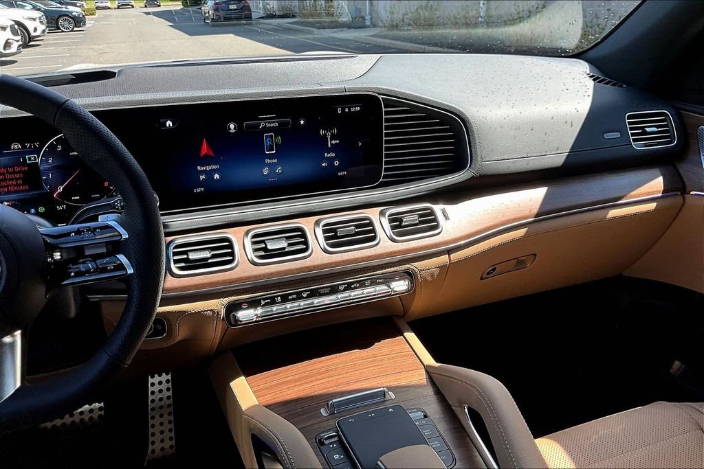 New 2026 Polar White Mercedes-Benz GLS 450 image 7