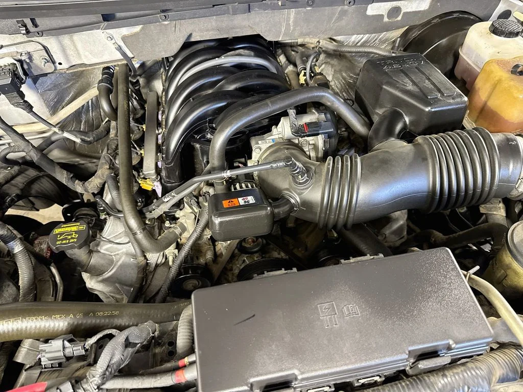 Used 2010 Gray Ford  image 35