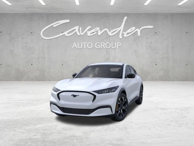 New 2026 Star White Metallic Tri-coat Ford Select image 2