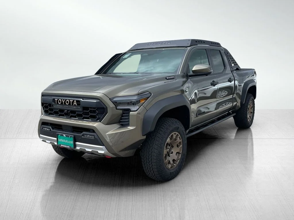 New 2026 Bronze Oxide Toyota Trailhunter Hybrid image 7