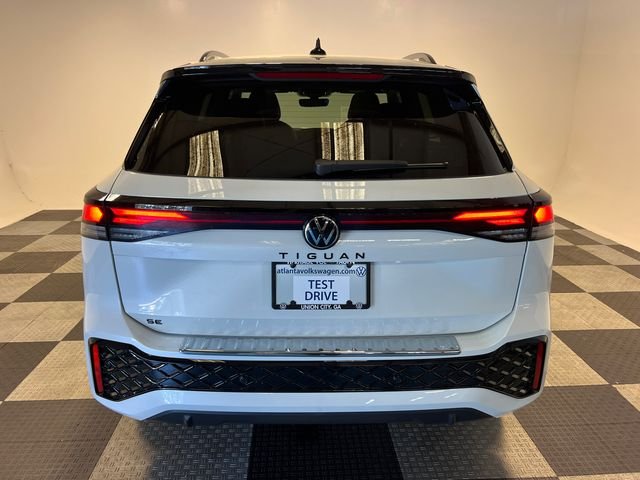New 2026 White Volkswagen 2.0T SE R-Line Black image 4