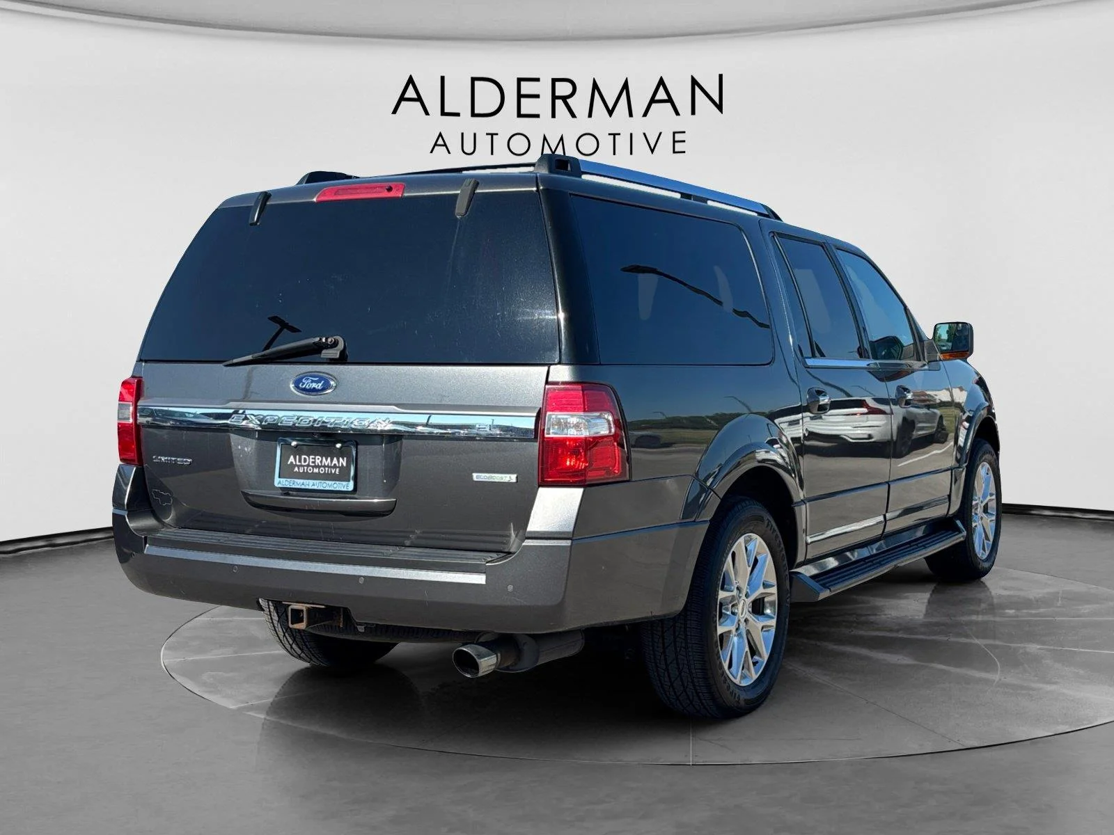 Used 2016 Magnetic Ford Limited image 5