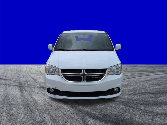 Certified Used 2018 White Knuckle Clearcoat Dodge SXT image 9