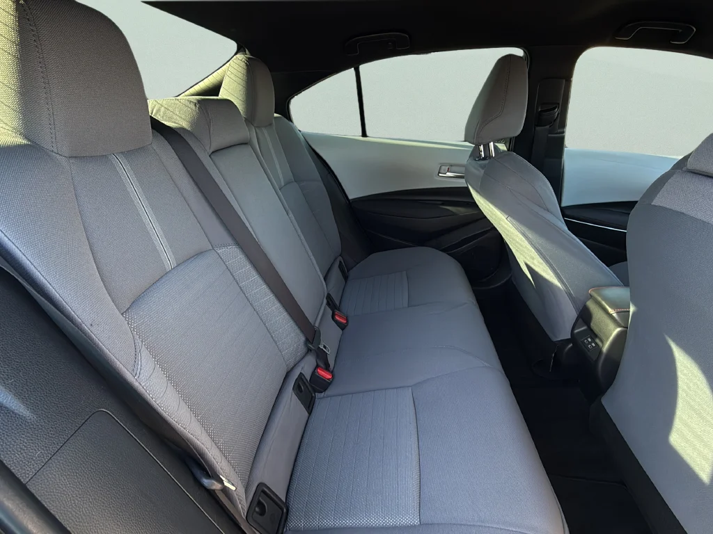 Used 2023 Ice Toyota SE image 23