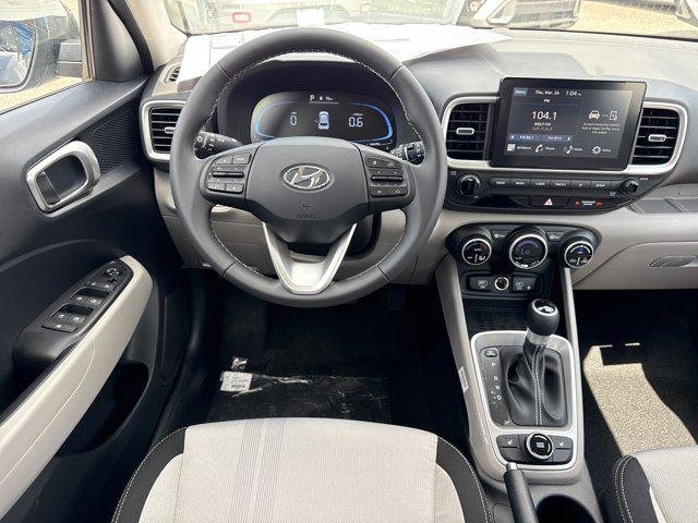 2026 Hyundai Venue SEL - Photo 14