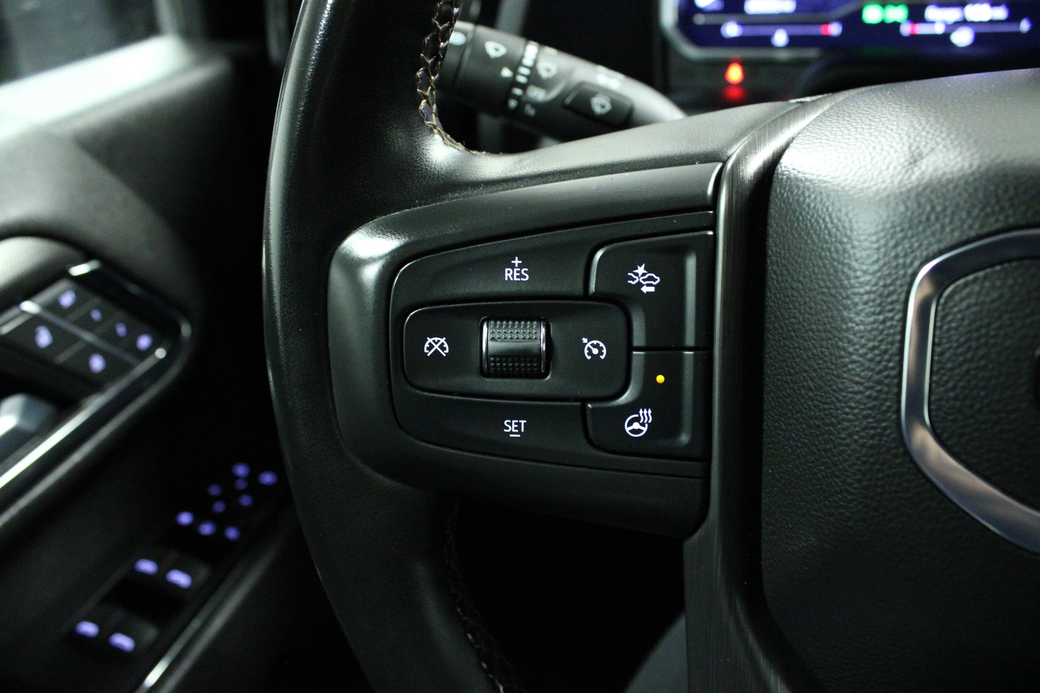 Used 2024 Onyx Black GMC AT4 image 20