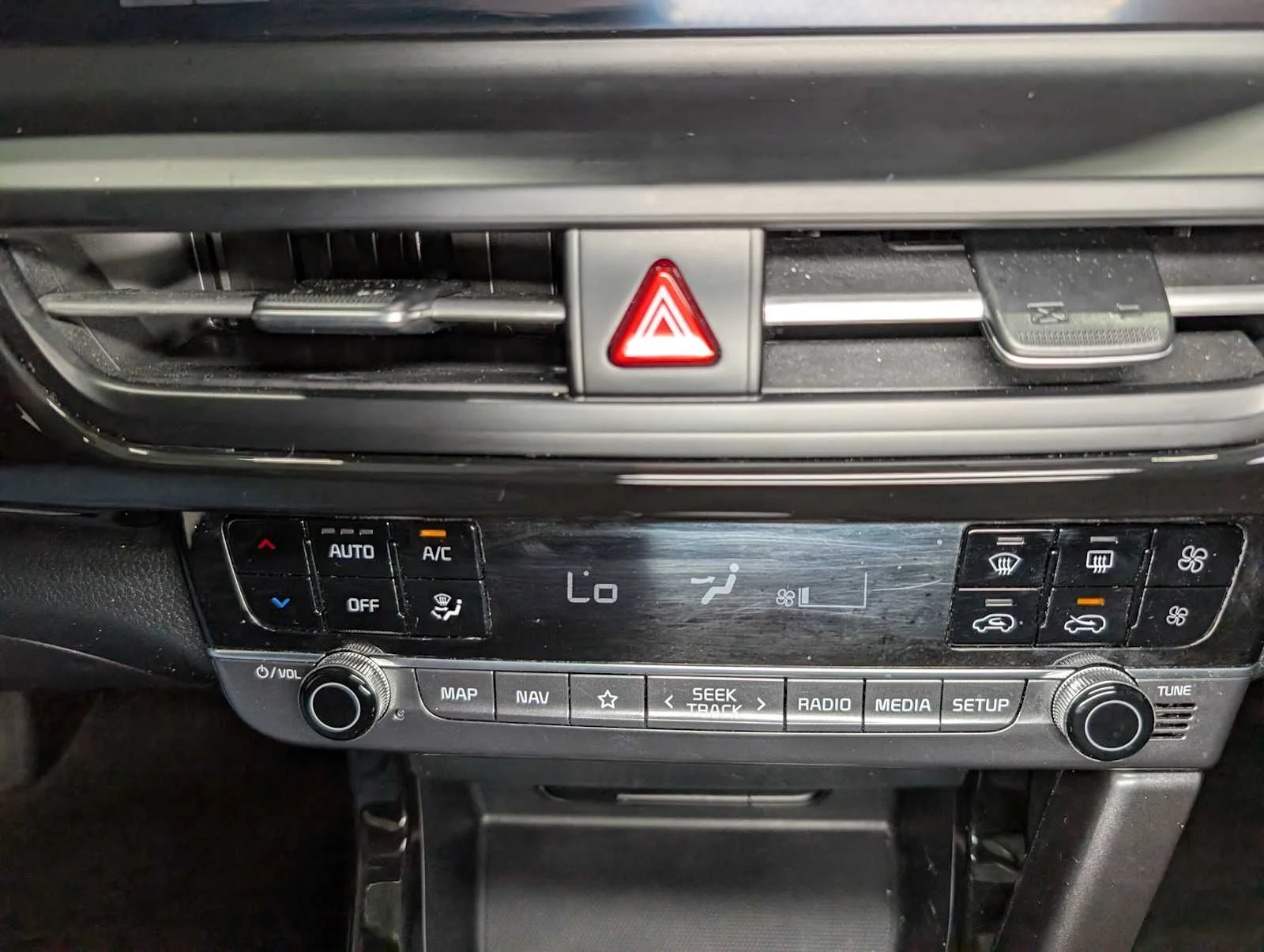 Used 2024 Gravity Gray Kia S image 31