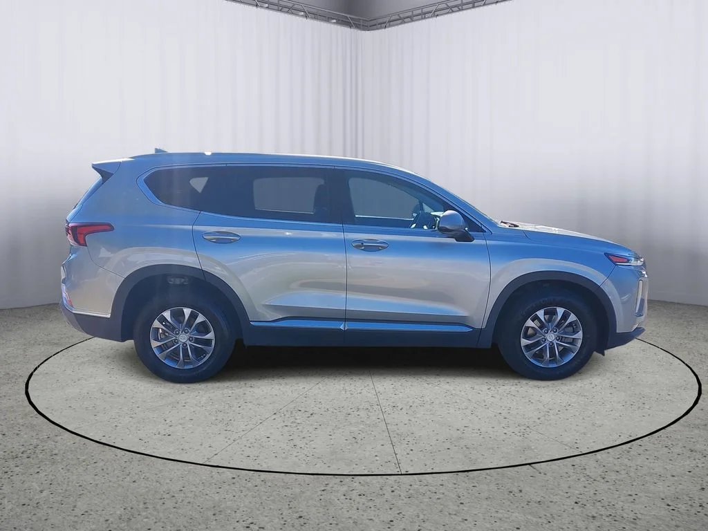 Used 2020 Silver Hyundai SEL image 2