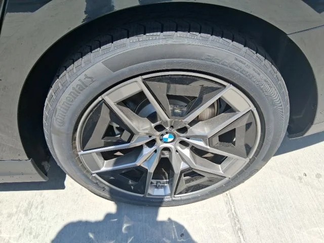 New 2027 Black Sapphire Metallic BMW 530i image 19