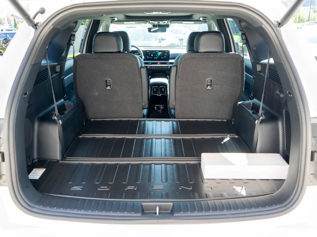 New 2026 White Kia X-Line SX Prestige image 33