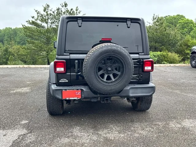 Used 2023 Black Jeep Sport S image 5