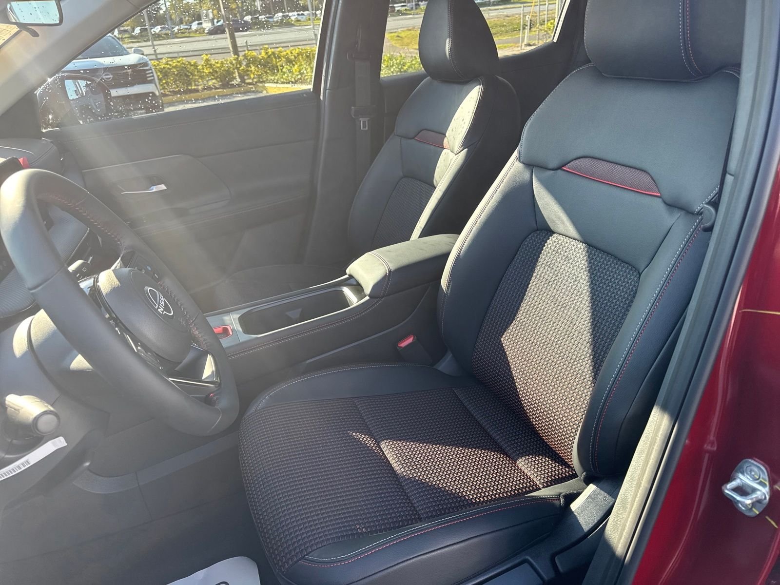 New 2026 Nissan Kicks SR 4D Sport Utility