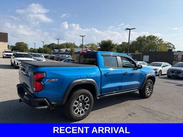 Used 2023 Blue Chevrolet Z71 image 30