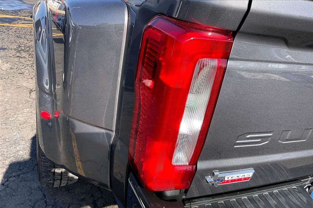 2024 FORD F-350 - Image 26