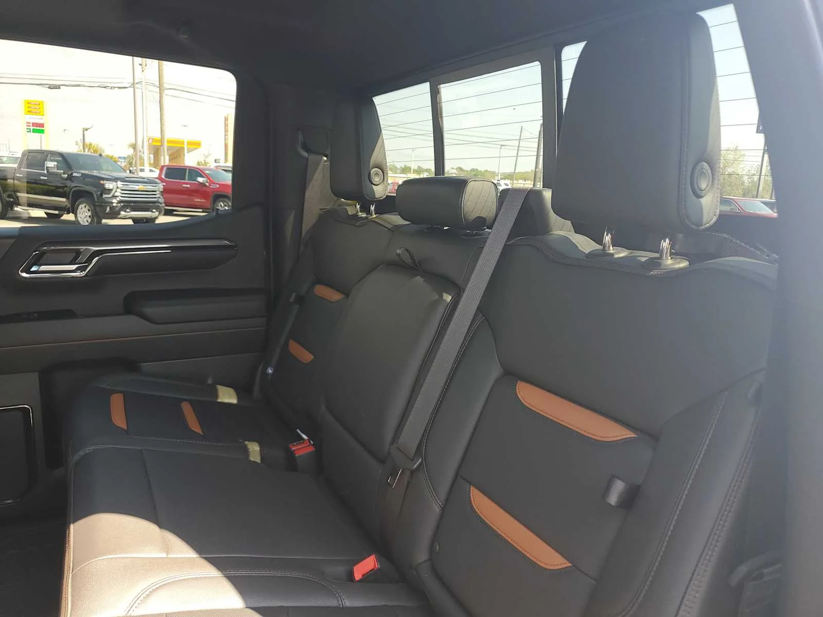 Used 2024 Summit White GMC AT4 image 14