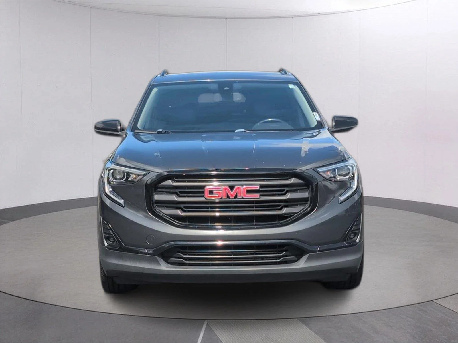 Used 2021 Graphite Gray Metallic GMC SLT image 10