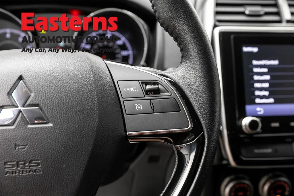 Used 2023 Black Mitsubishi 2.0 SE image 16