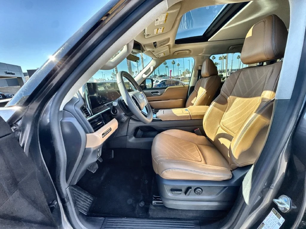 2026 INFINITI QX80 Luxe - Photo 10