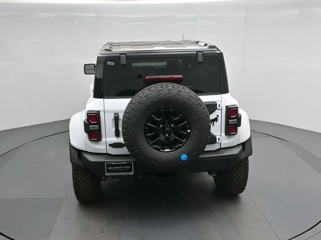 New 2026 Oxford White Ford Raptor image 39