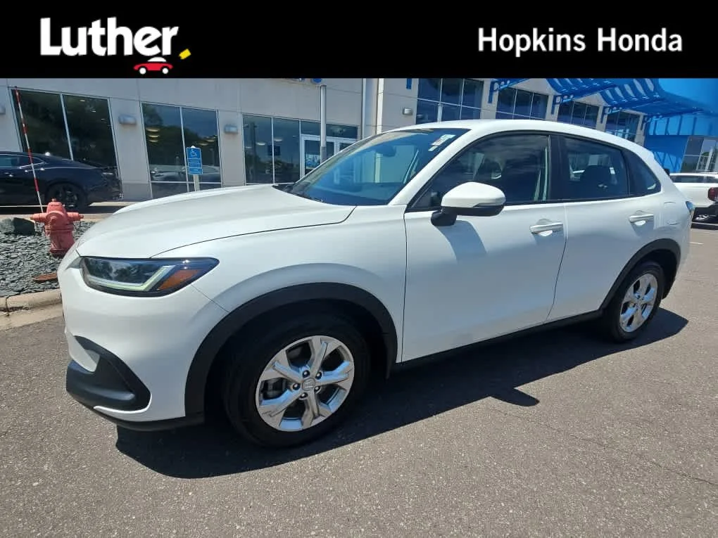 Certified Used 2023 Platinum White Pearl Honda LX image 12