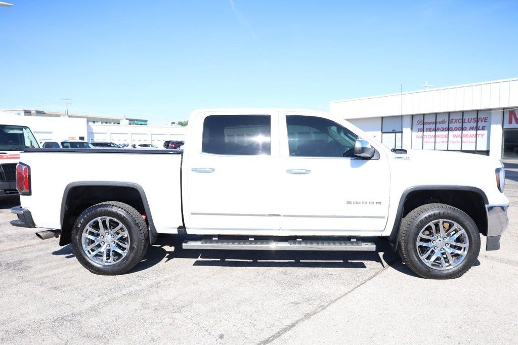 Used 2016 Summit White GMC 4WD Crew Cab 143.5" SLT image 5