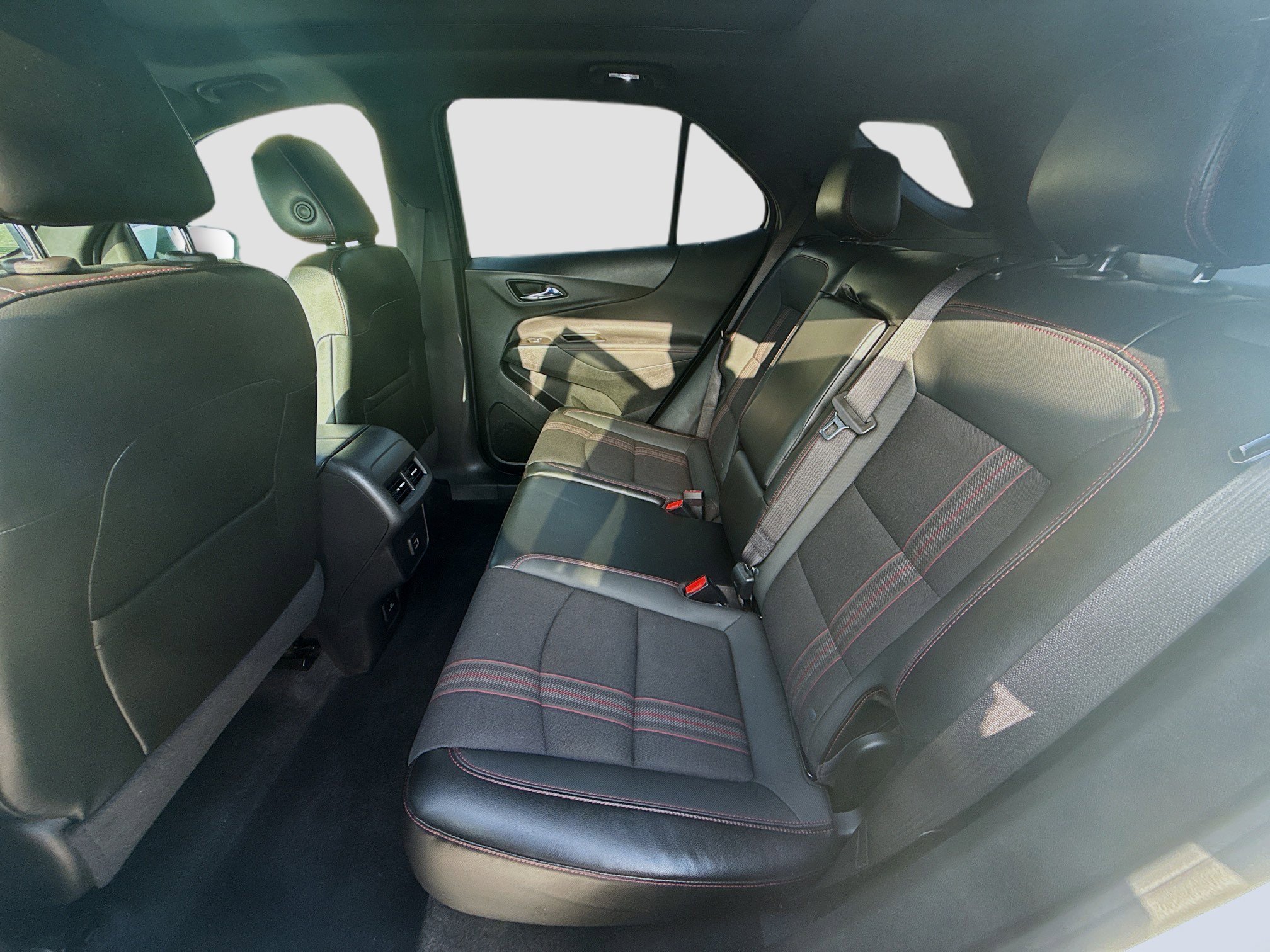 2022 Chevrolet Equinox RS - Photo 23