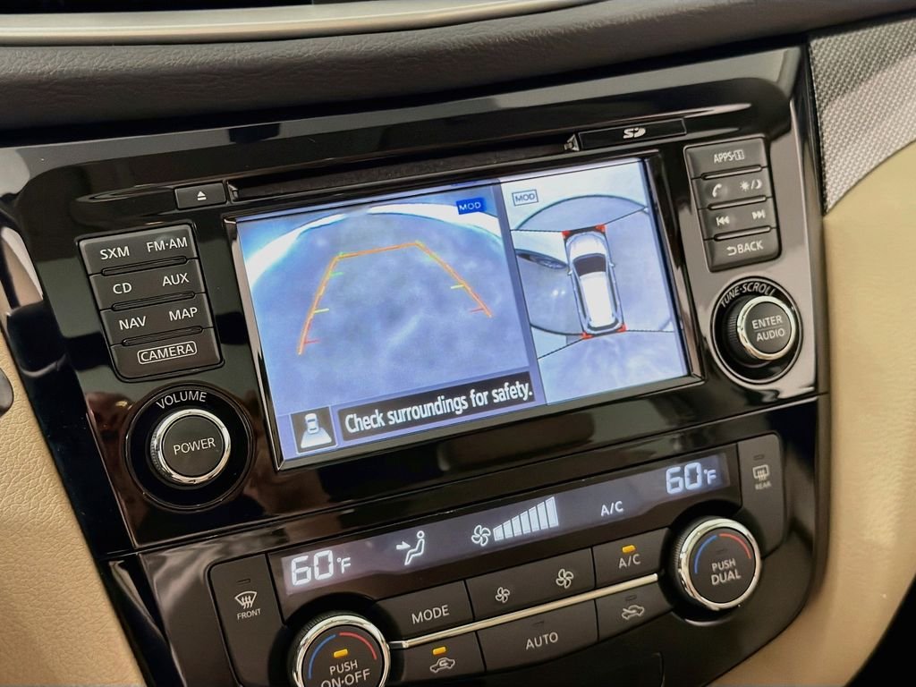 Used 2016 Pearl White Nissan SL image 14