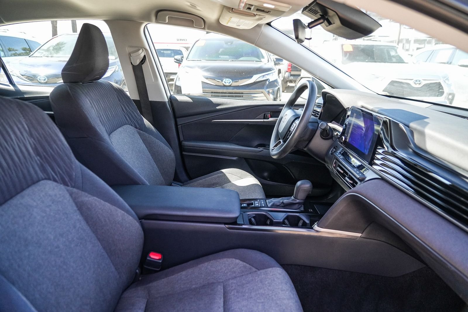 2025 Toyota Camry LE - Photo 16