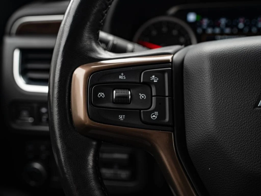Used 2021 Summit White Chevrolet High Country image 30