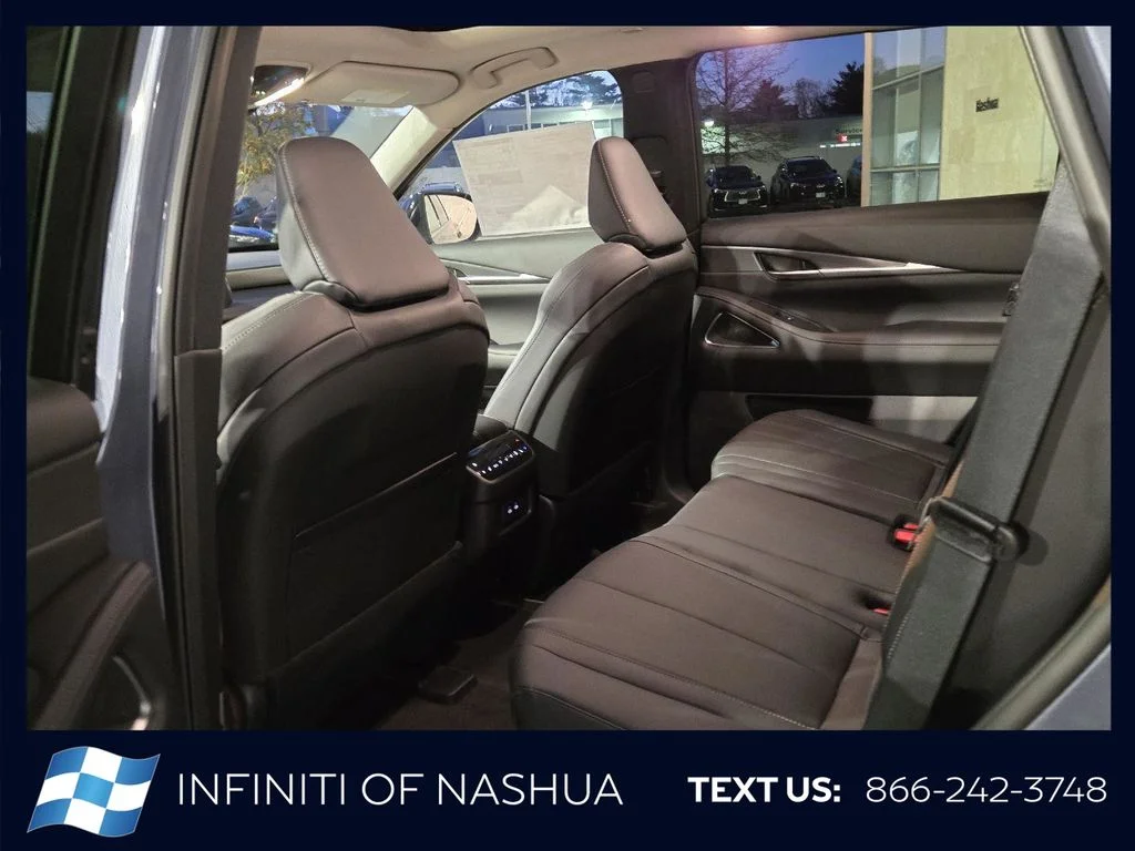 New 2027 MOONBOW BLUE INFINITI Luxe AWD image 21