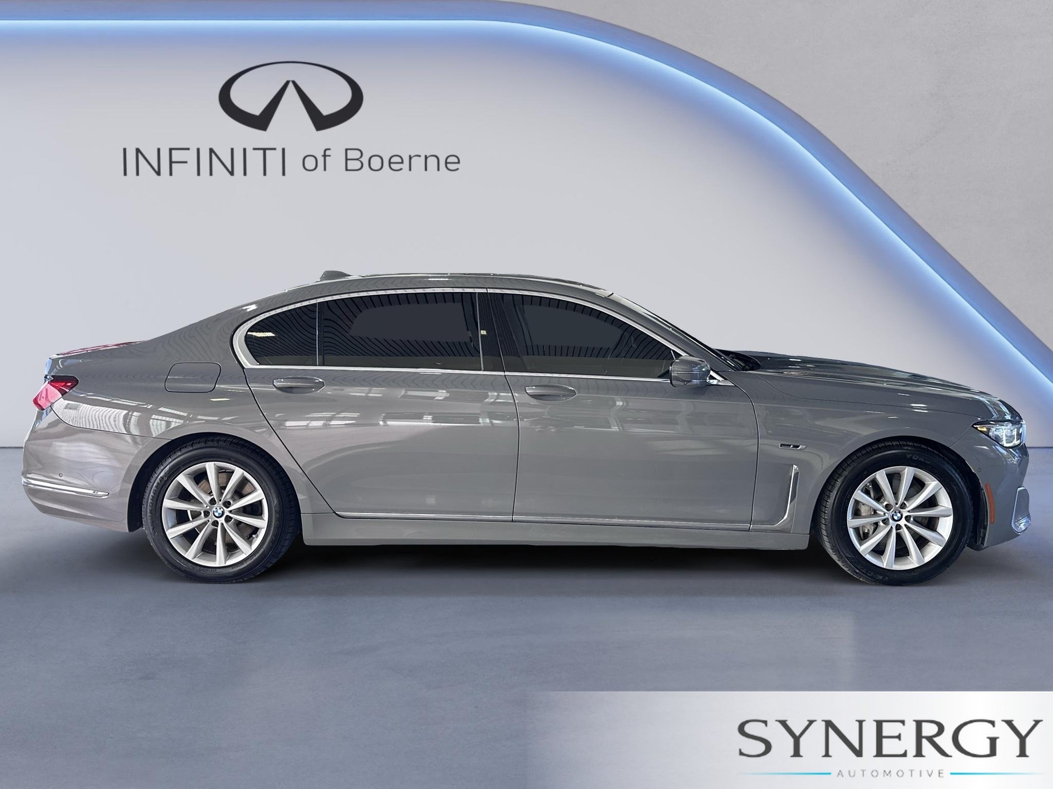 Used 2022 Bernina Grey Amber Effect Metallic BMW 745e xDrive image 4