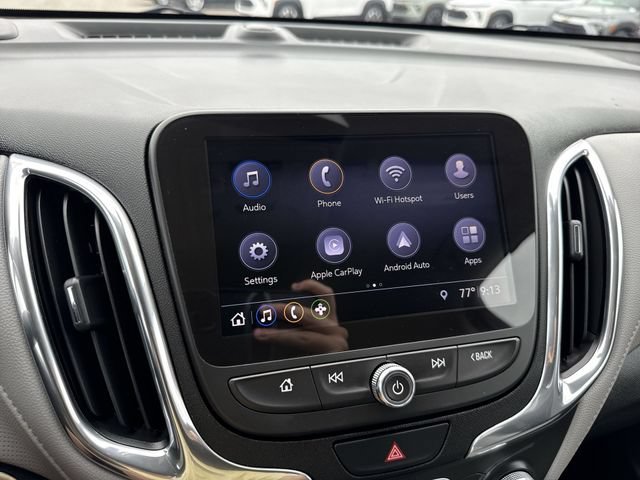 Used 2020 IRIDESCENT PEARL TRICOAT Chevrolet Premier image 12