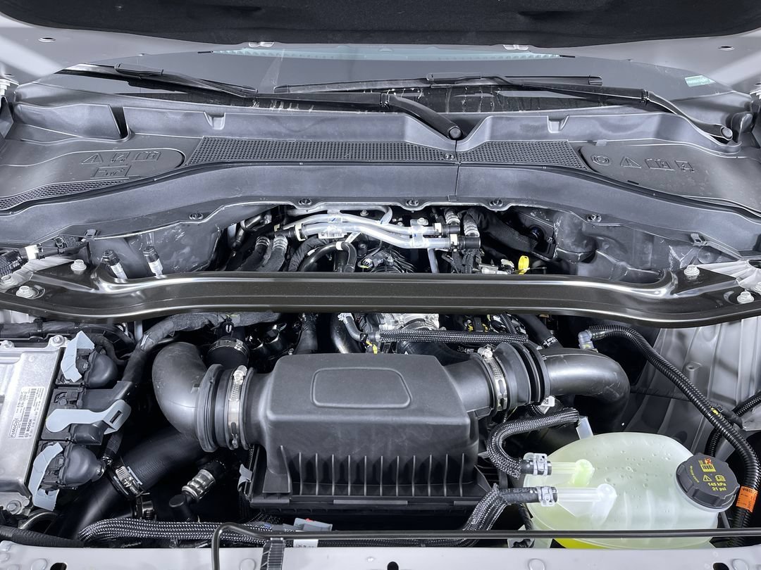 2026 Ford Explorer ST - Photo 29