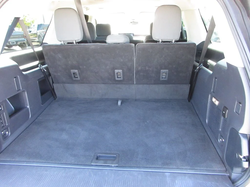Certified Used 2025 Oxford White Ford Active image 24
