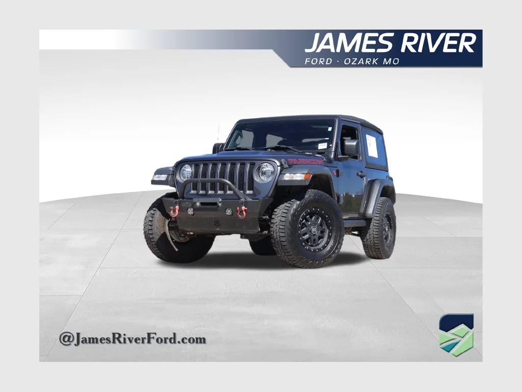 Used 2019 Granite Crystal Clearcoat Metallic Jeep Rubicon image 1