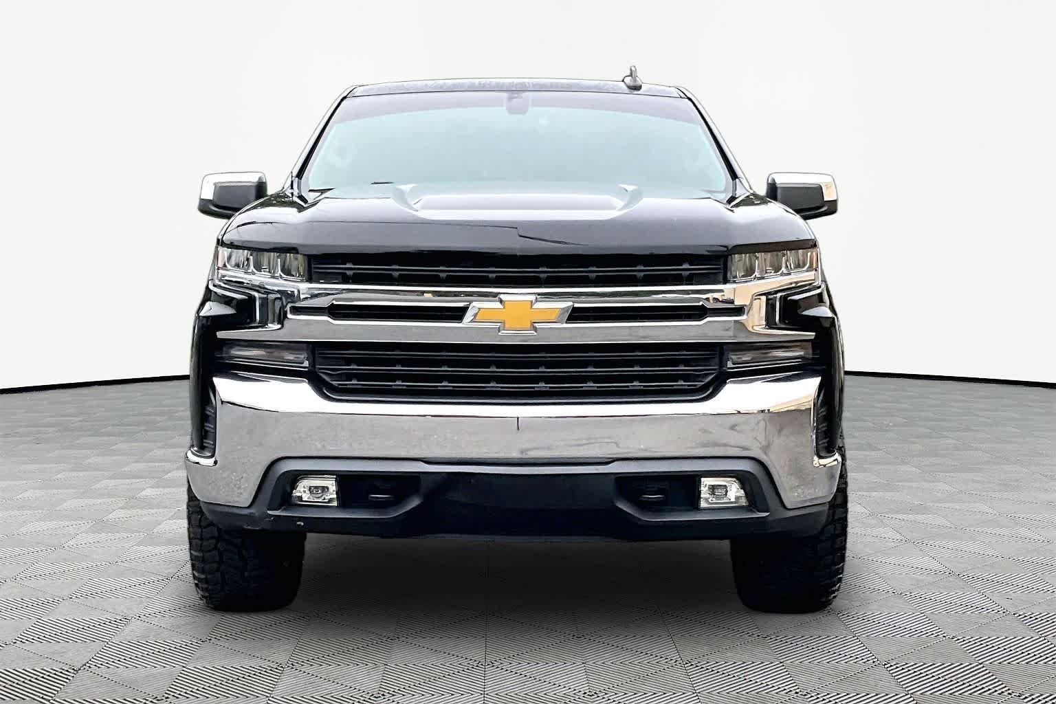 Used 2021 Black Chevrolet LT image 7