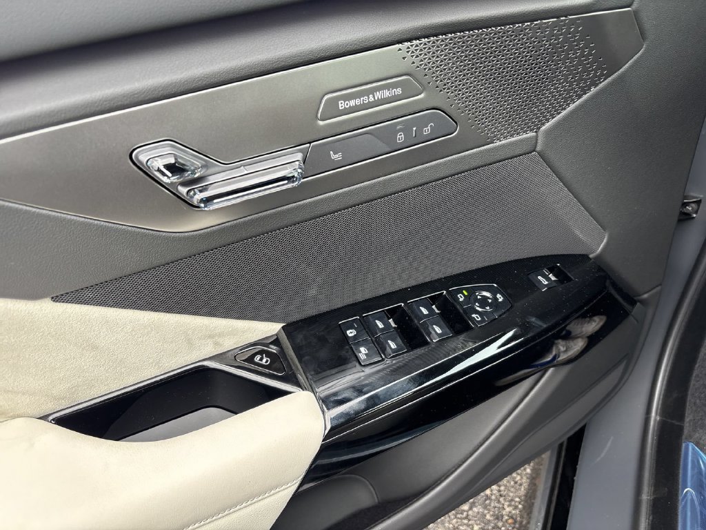 New 2027 Dravit Grey Metallic BMW  image 13