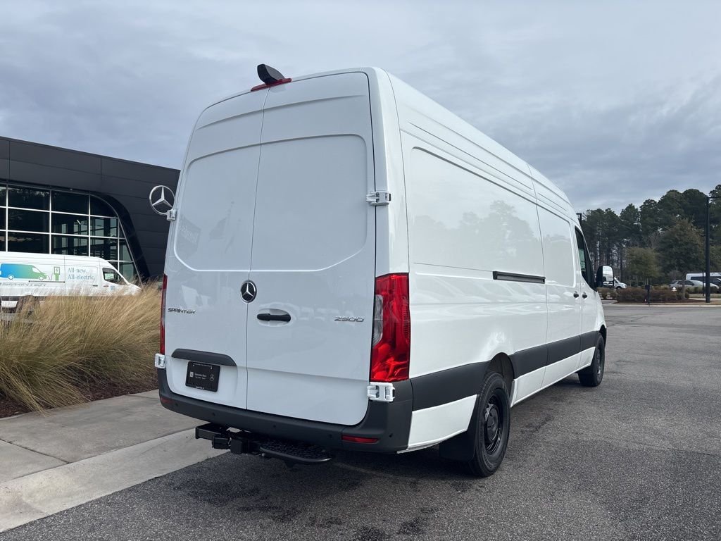 New 2026 White Mercedes-Benz Cargo 170 WB image 3