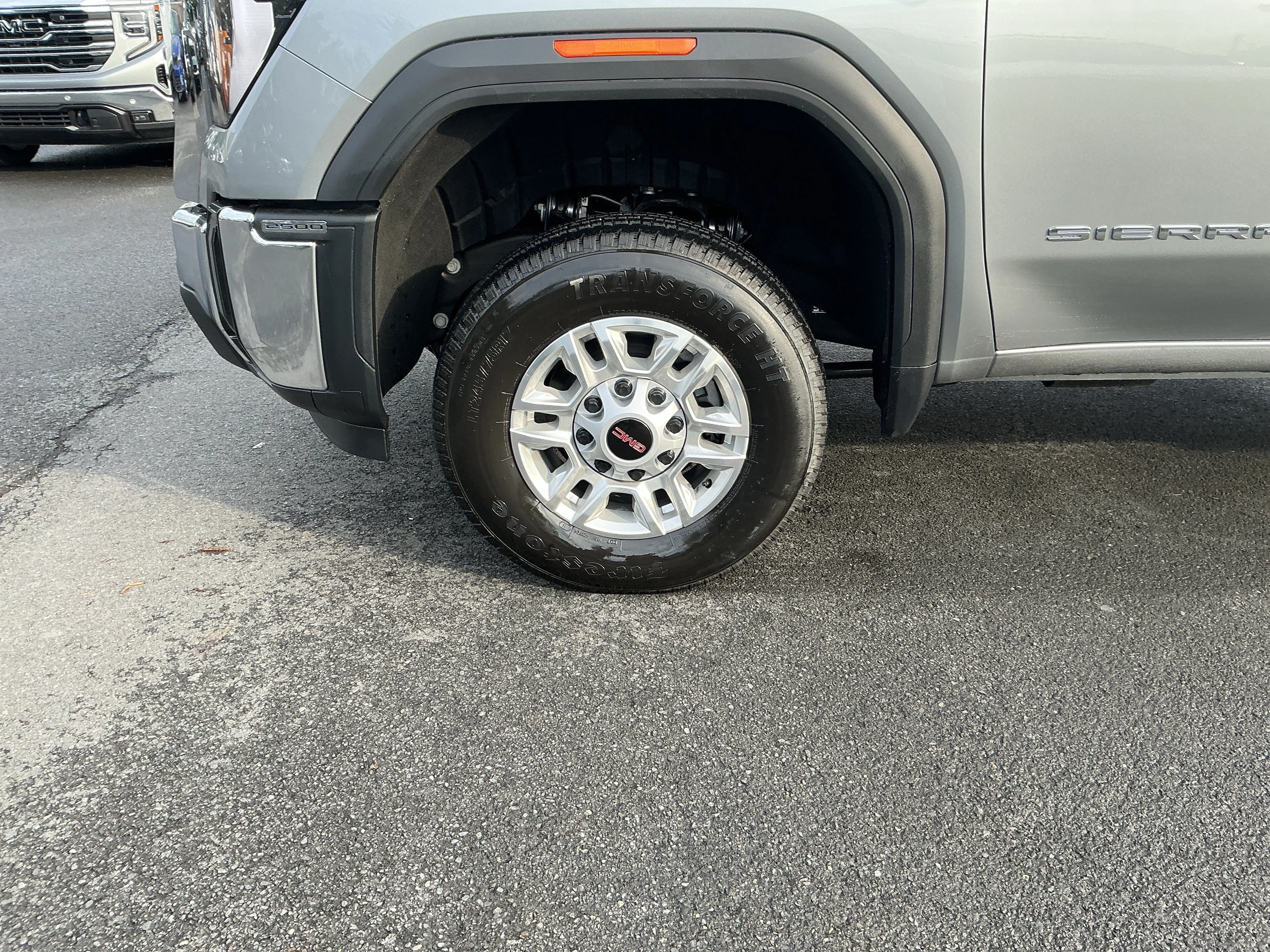 New 2026 Sterling Metallic GMC SLE image 9