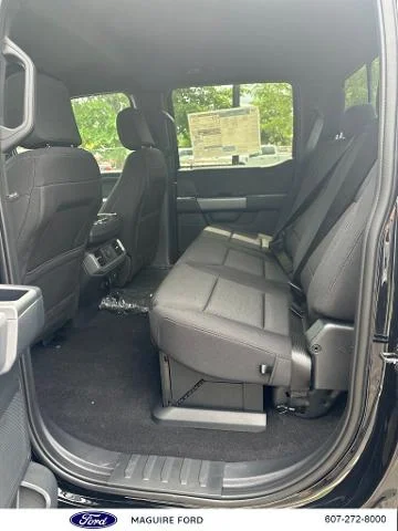 New 2026 Agate Black Metallic Ford XLT image 26