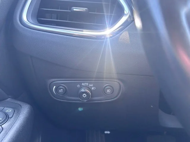 Used 2020 Gray Chevrolet LT image 20