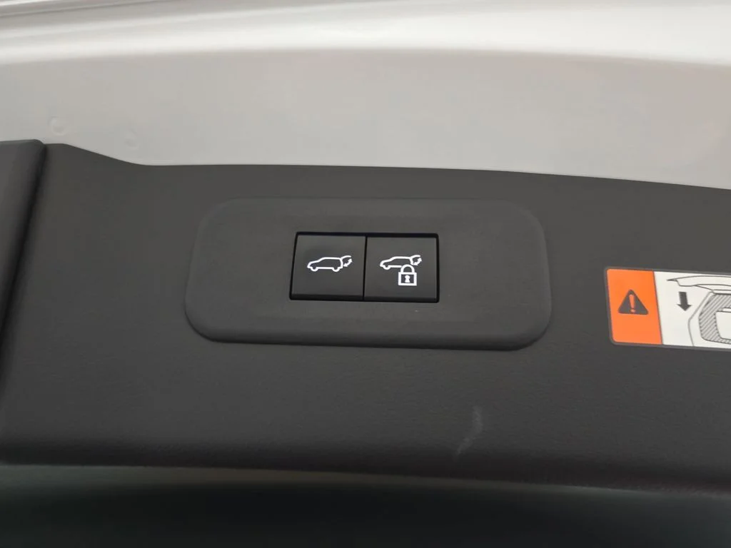 Used 2024 White Lexus 350 Premium image 13