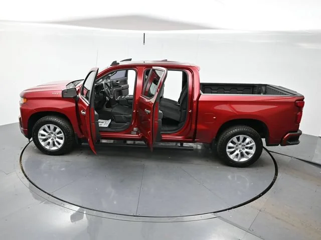 Used 2021 CHERRY RED TINTCOAT Chevrolet Custom image 35