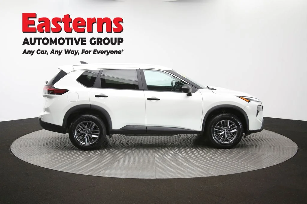 Used 2024 White Nissan S image 45