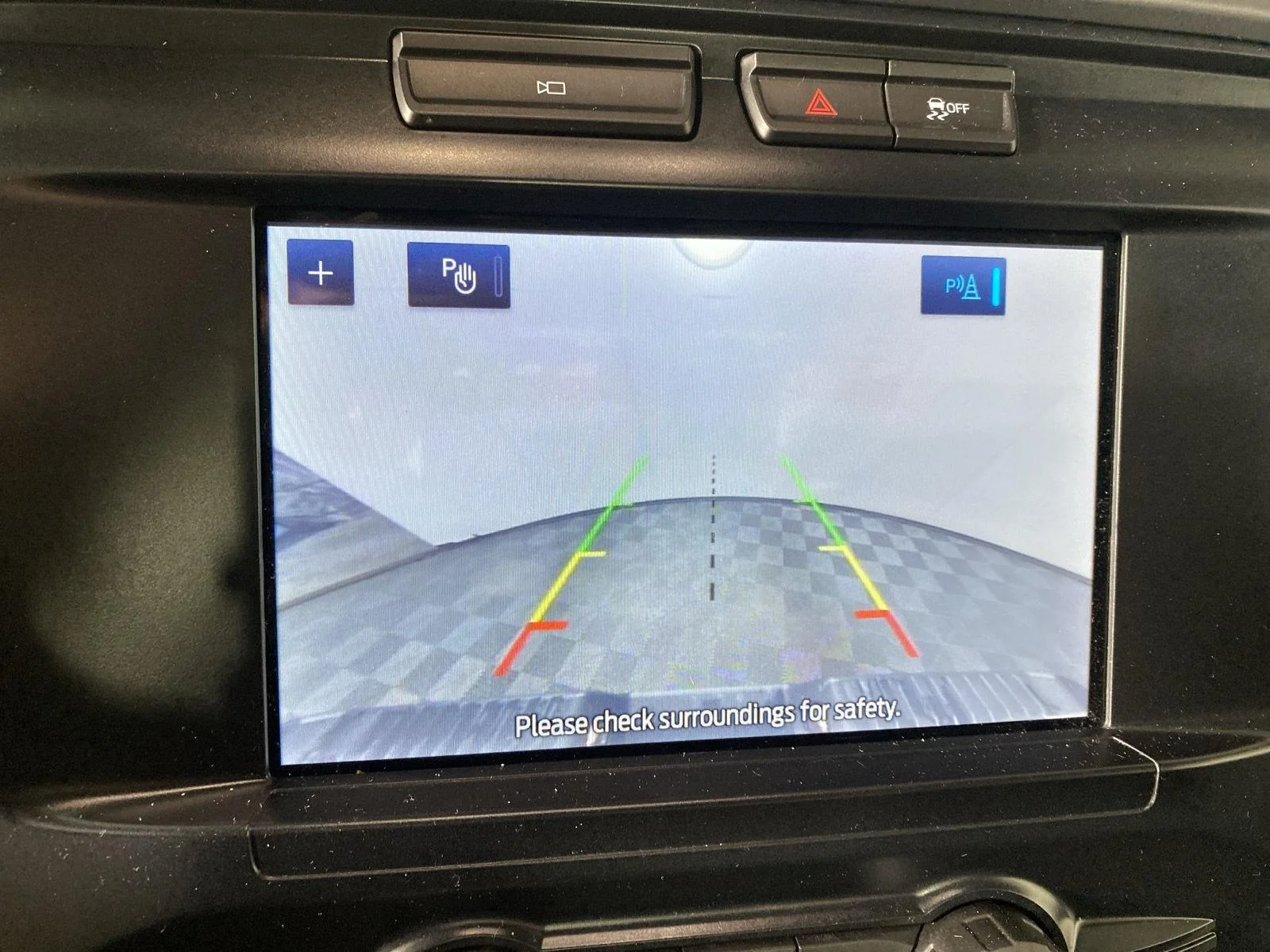 Used 2022 Iconic Silver Ford XLT image 21